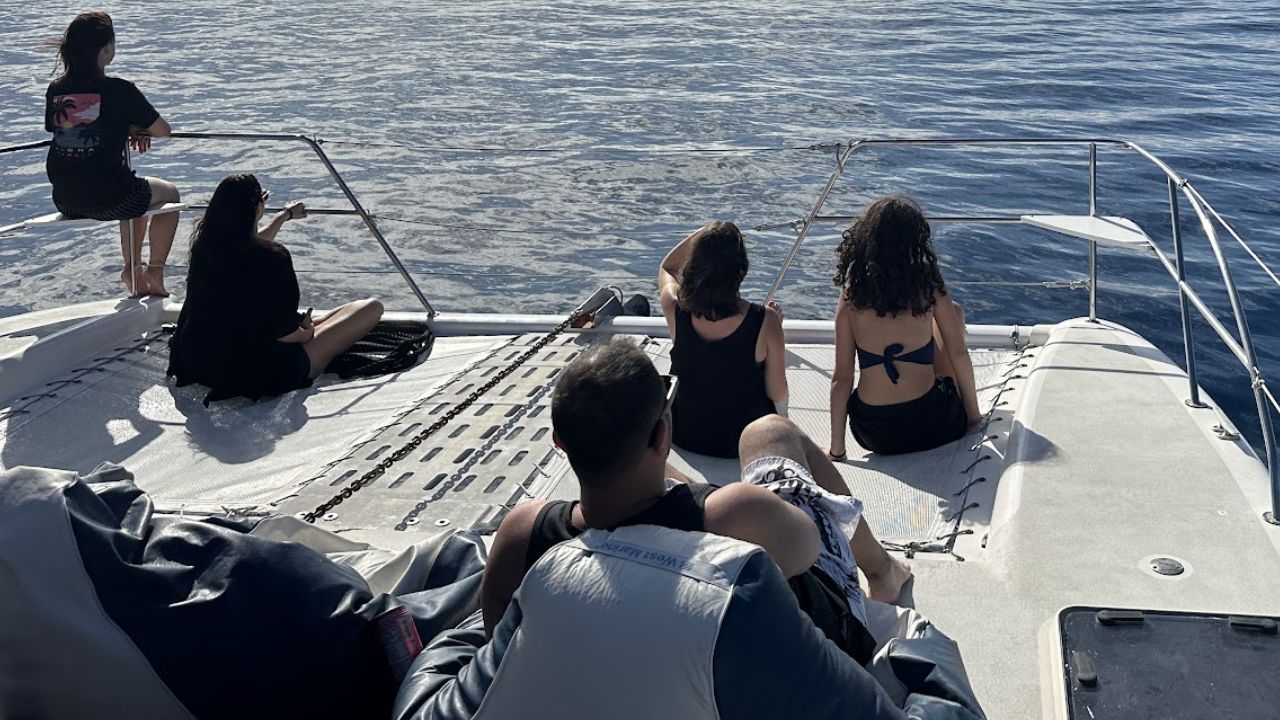 Read more about the article 5 Pro Tips to Pick the Best Oahu Boat Tours for Your Trip